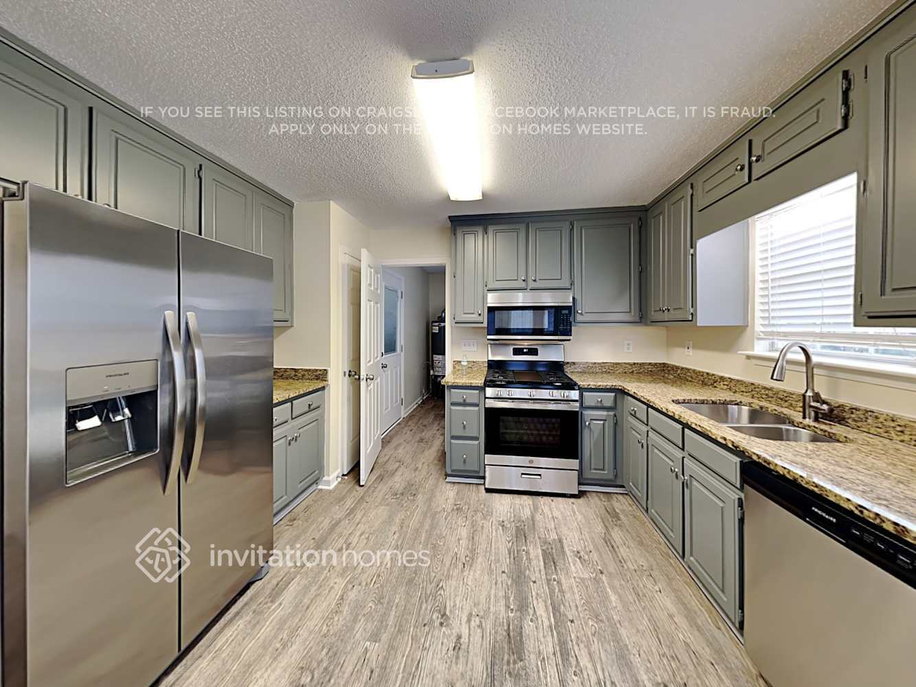 Building Photo - 3295 Franklin Forest Dr