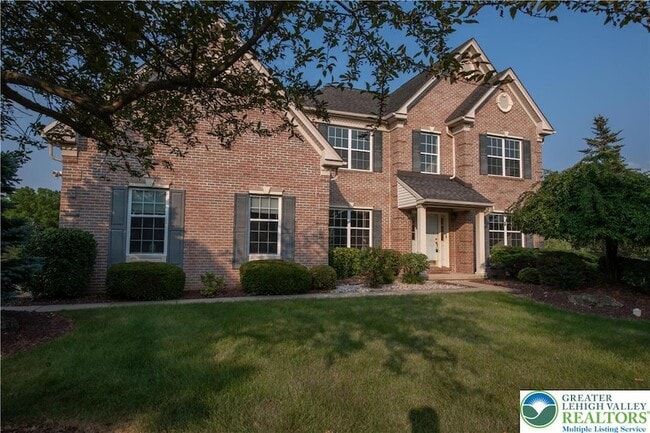Building Photo - 4290 Crosswinds Dr