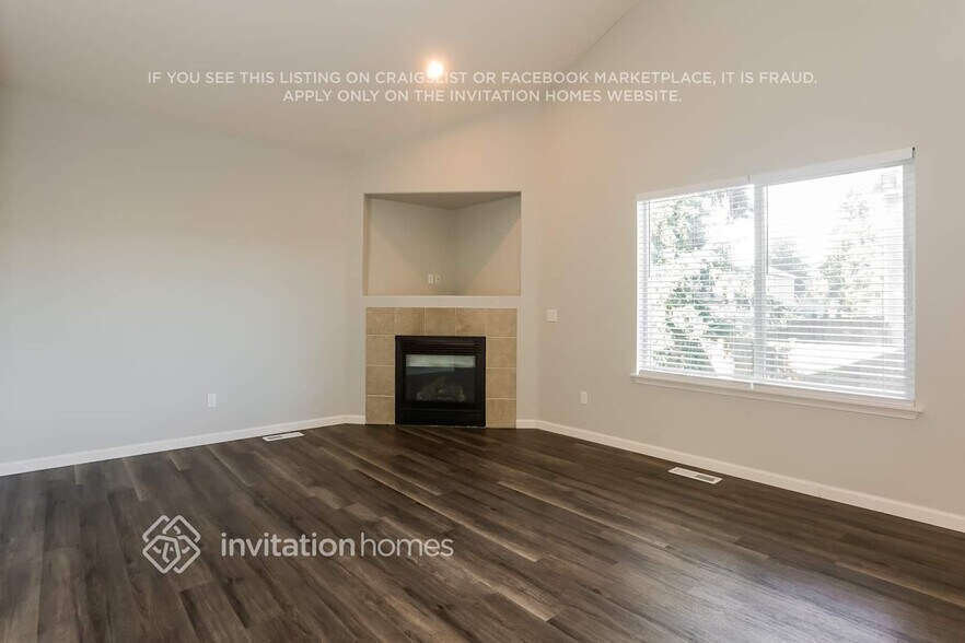 Building Photo - 7917 185th St Ct E