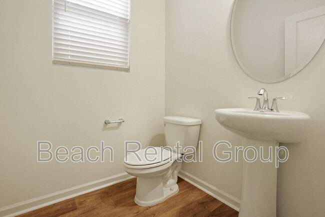 Building Photo - 300 Cherwell ct