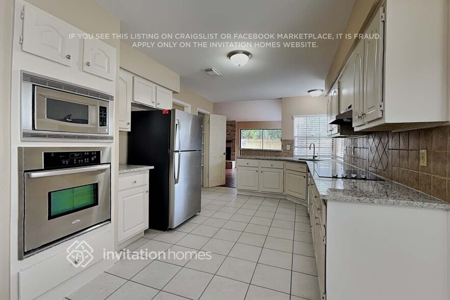 Building Photo - 12514 Mill Ln Dr