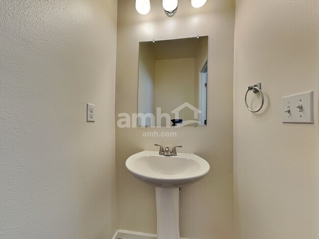 Building Photo - 11307 182nd St E