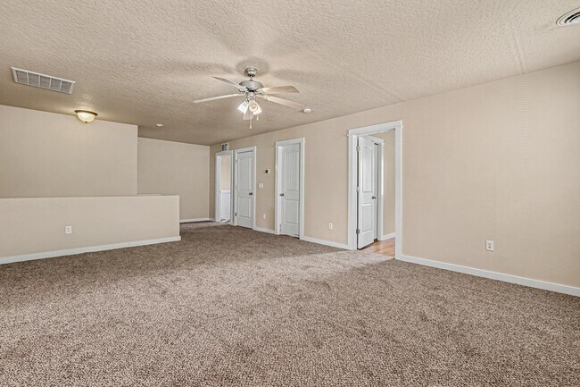 Building Photo - 18327 Buckeye Pl