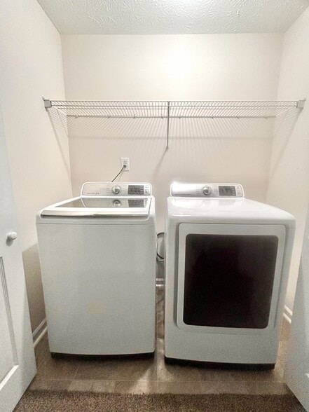 Building Photo - 1345 Bell Rd