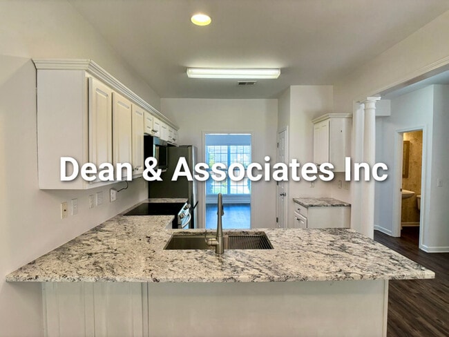 Building Photo - 463 Reach Dr