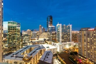 Building Photo - 10 Terminus Luxury 2 Bedroom Condo in Hear...