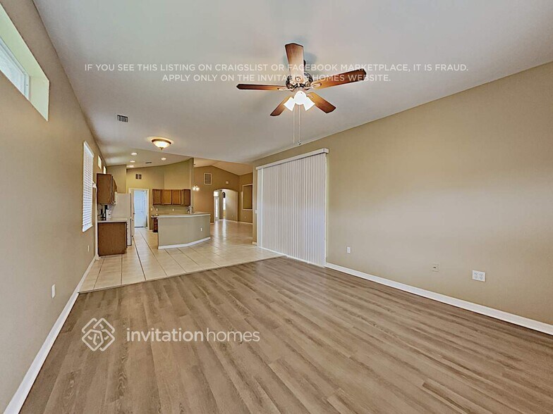 Building Photo - 6506 Blue Grosbeak Cir