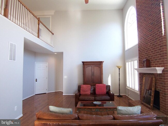 Building Photo - 12271 Harbor Town Cir