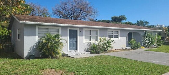 Primary Photo - 736 NW 2nd Ave
