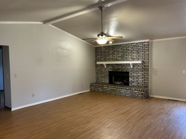 Building Photo - 4900 Smoking Oaks Dr