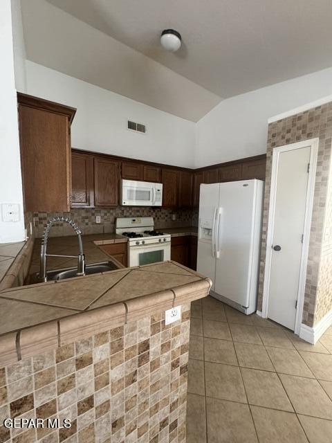 Building Photo - 12720 Lorenzo Frias Ct