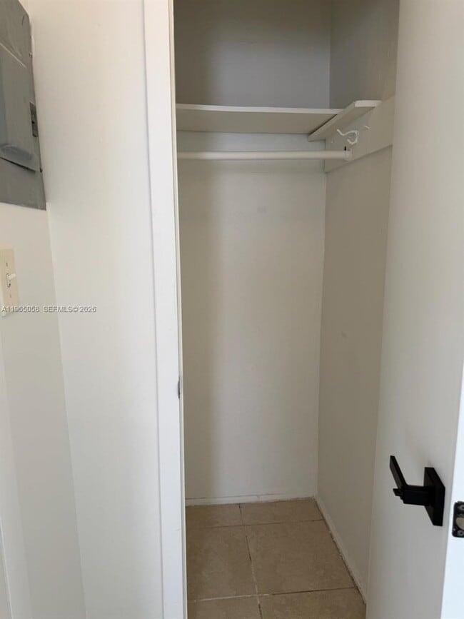 Building Photo - 1225 NW 45th St