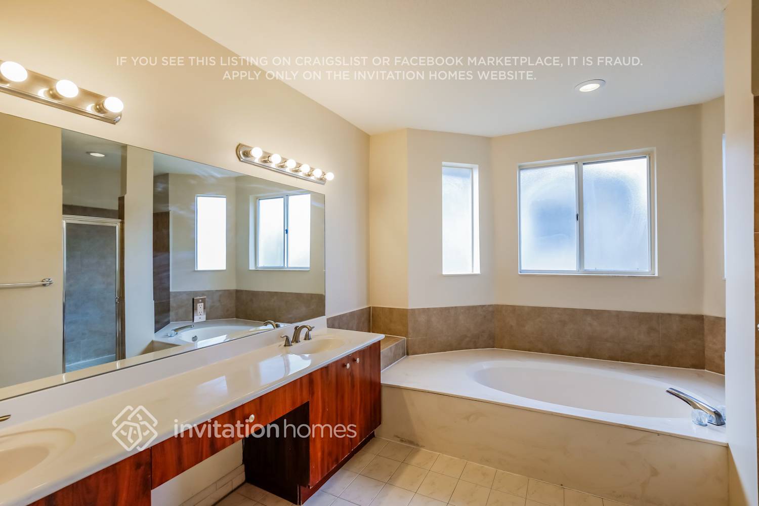 Building Photo - 15374 SW 141st Ct