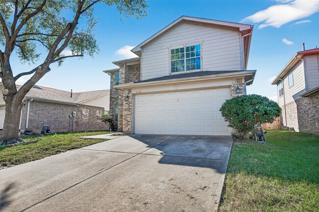 Building Photo - 5719 Clerkenwell Dr