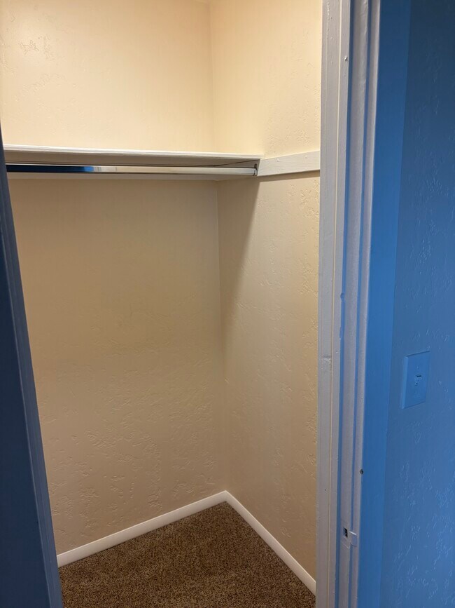 Building Photo - 296 S 100 E