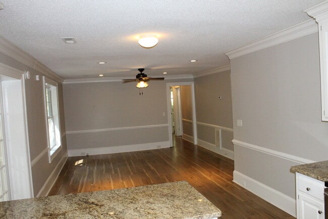 Building Photo - Northeast Columbia Spring Valley Rental