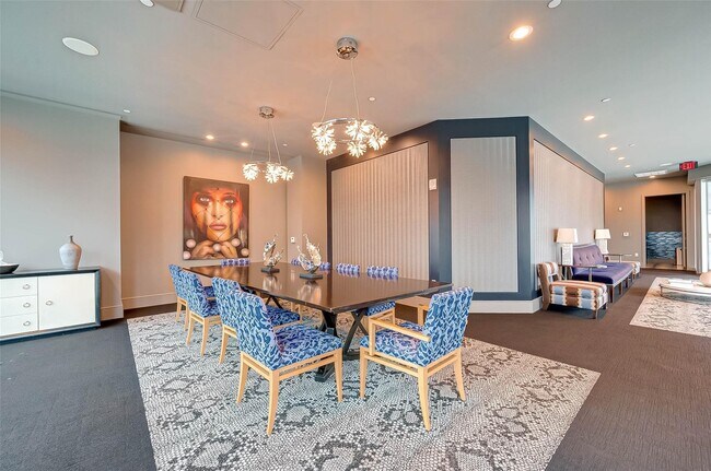 Building Photo - 1600 Post Oak Blvd