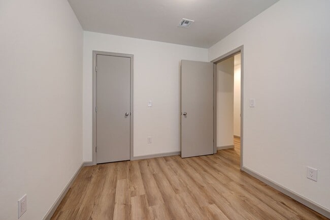 Building Photo - Beautiful 3 Bed 2 Bath in the Heart of Moore!