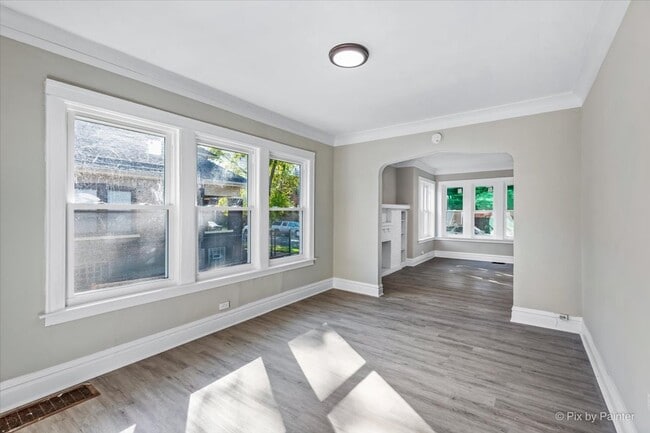 Building Photo - 7815 S Langley Ave