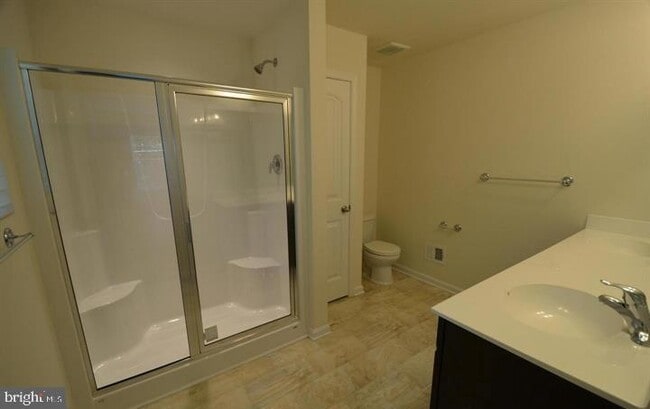 Building Photo - 5917 Sneed Dr