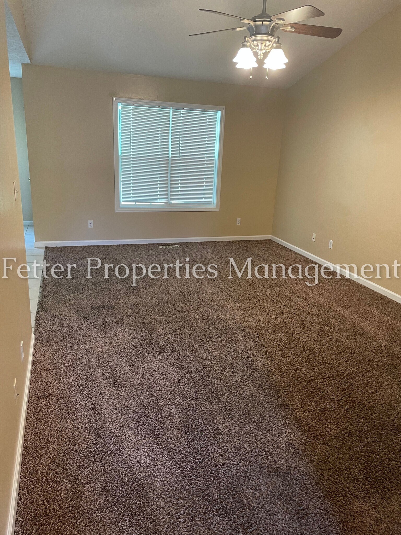 Building Photo - 7778 Sandalwood Dr