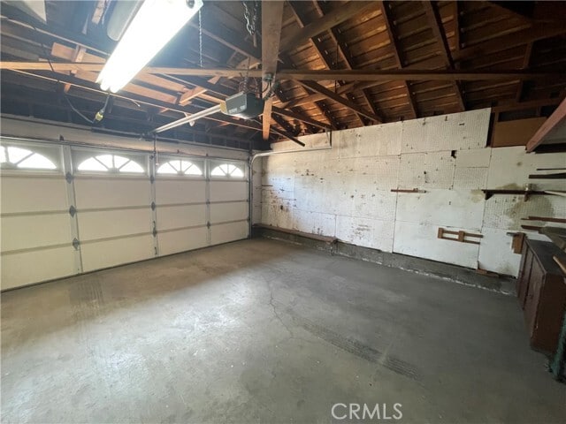 Building Photo - 1440 E Rose Ave