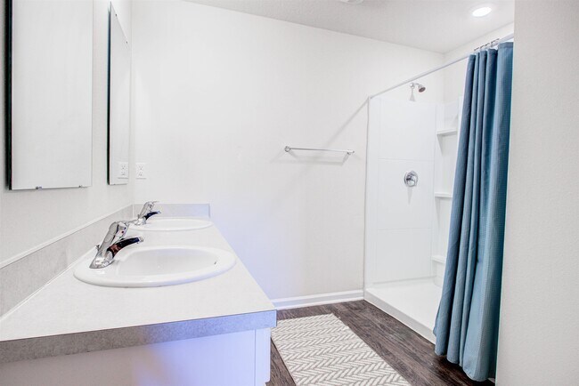 Building Photo - 108 Albacete Rd