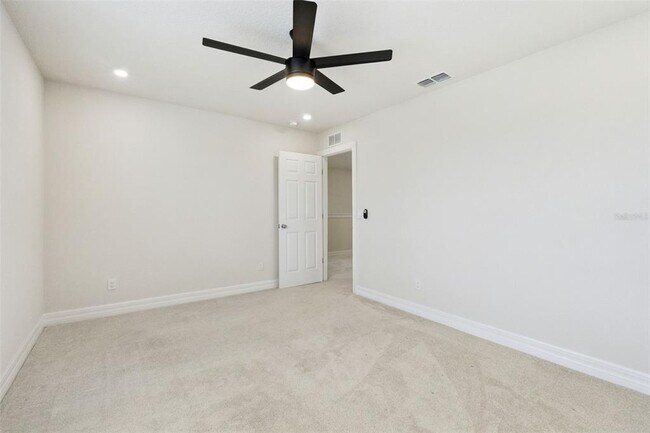 Building Photo - 2282 Nuthatch St