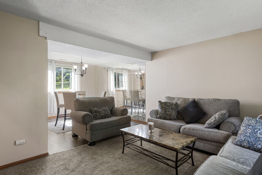 Building Photo - 12131 62nd Ave N