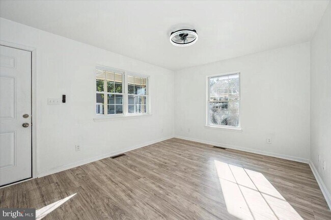 Building Photo - 426 Washington St