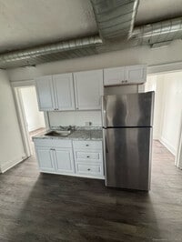 Building Photo - 159 Charles St