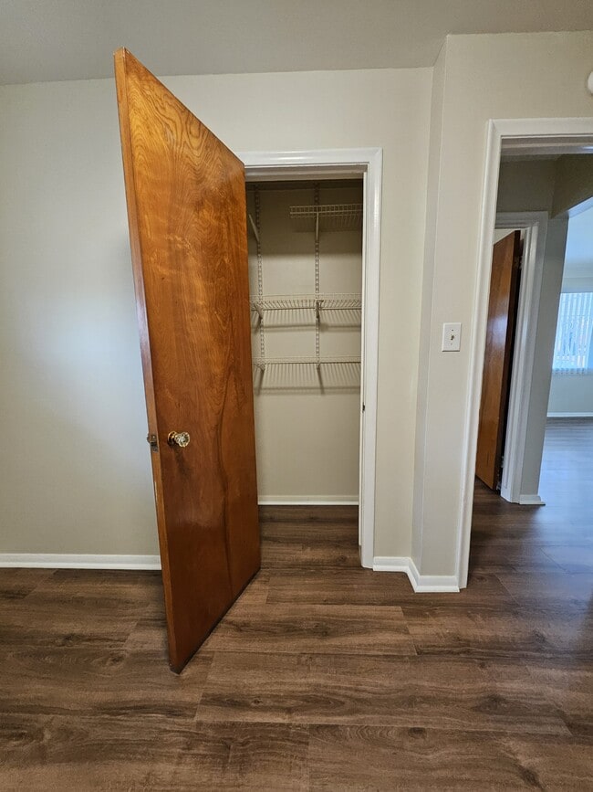 Building Photo - 17637 Prospect St