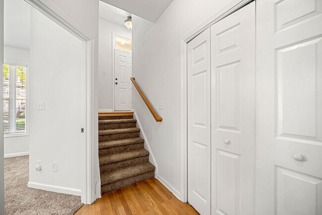 Building Photo - 1425 Ferocity Ridge Way NW