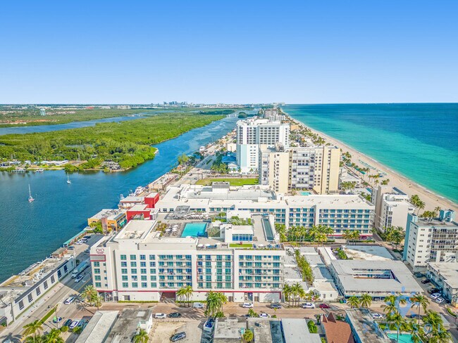 Building Photo - 777 N Ocean Dr