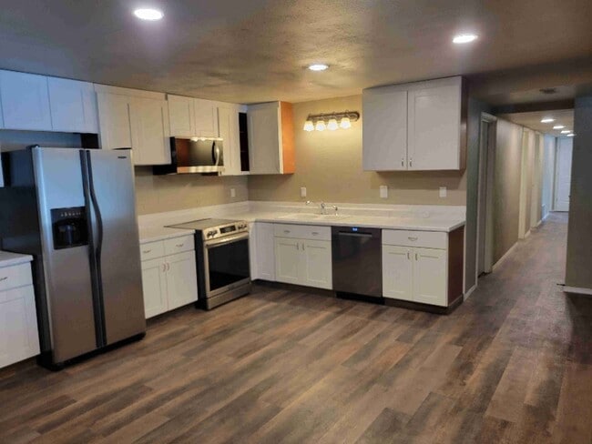 Building Photo - 55 Keenans Wy