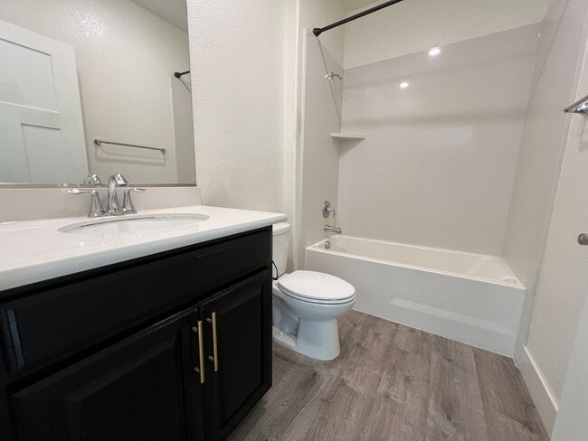 Building Photo - Beautiful 4 Bedroom Home With Low Maintenance Landscaping And Updated Interior