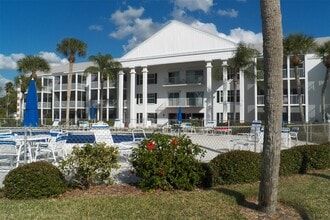 Building Photo - 100 The Esplanade S