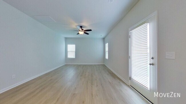 Building Photo - 5014 Fallmeade Rd