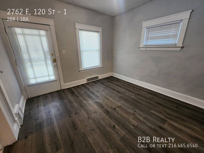 Building Photo - 2762 E 120th St