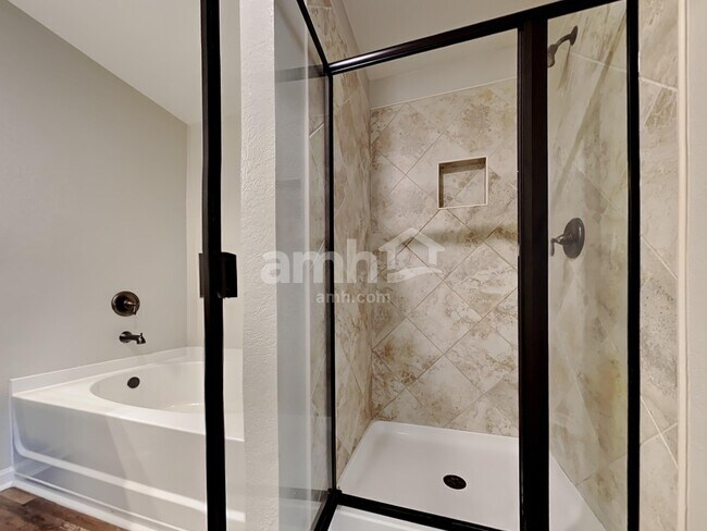 Building Photo - 170 Al Jennah Blvd