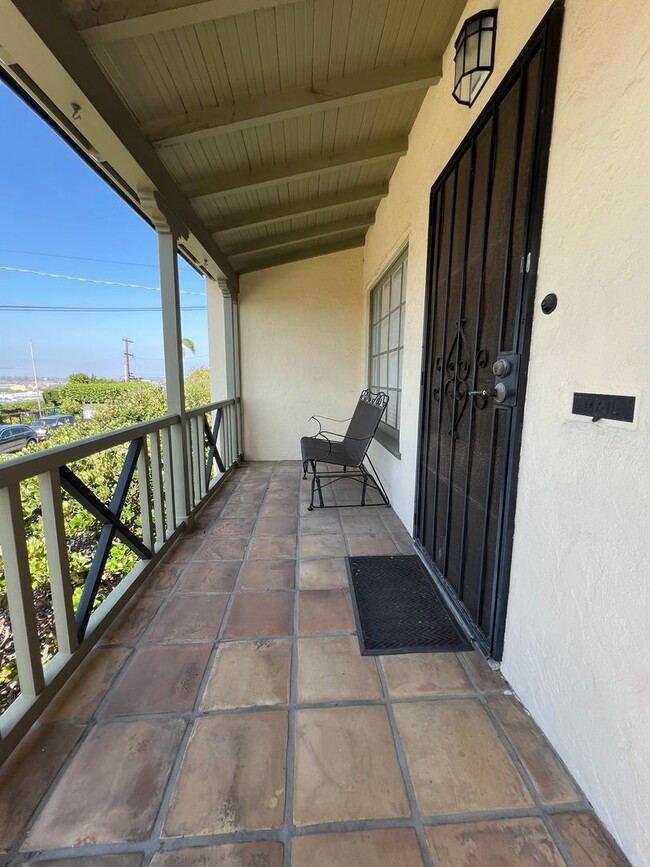 Building Photo - Charming Remodeled 2 Bed/1 Bath Home in Sa...