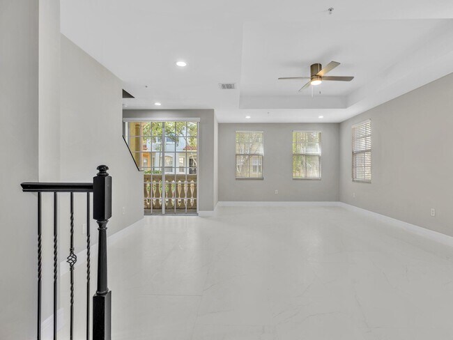 Building Photo - 2751 Ravella Way