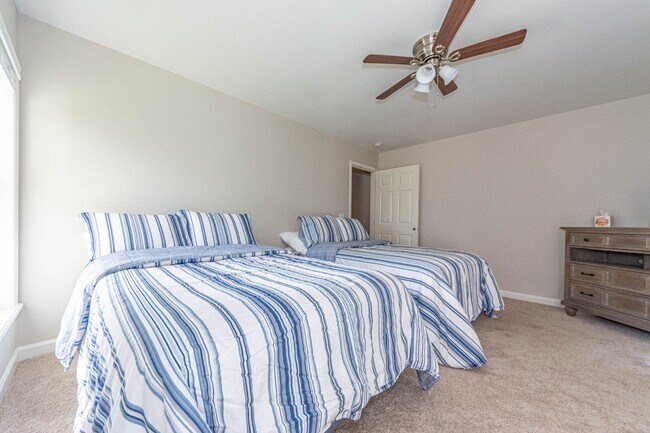 Building Photo - 2225 Silver Sands Ct