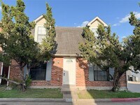 Building Photo - 8631 Mapletwist St