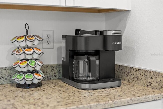 Building Photo - 1638 Saddlewood Cir