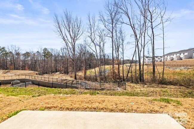 Building Photo - 2131 Belterra Dr
