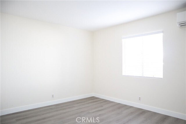 Building Photo - 2 Terrace Cir