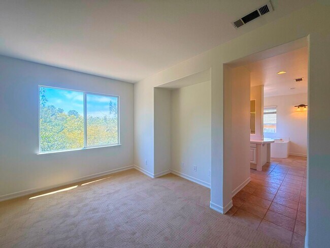 Building Photo - 10636 Senda Acuario