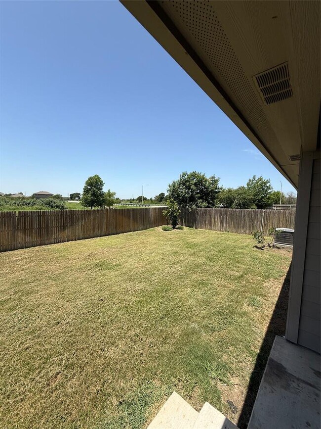 Building Photo - 13105 Brahmin Dr