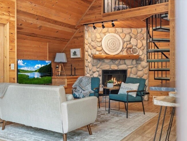 Building Photo - 29929 Aztec Cir